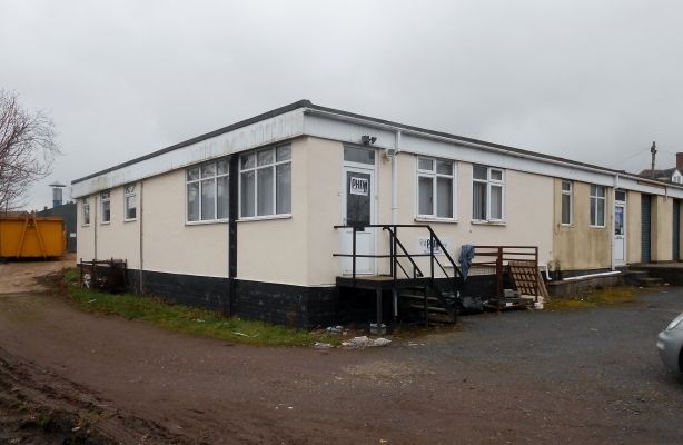 Property photo 1 of 2