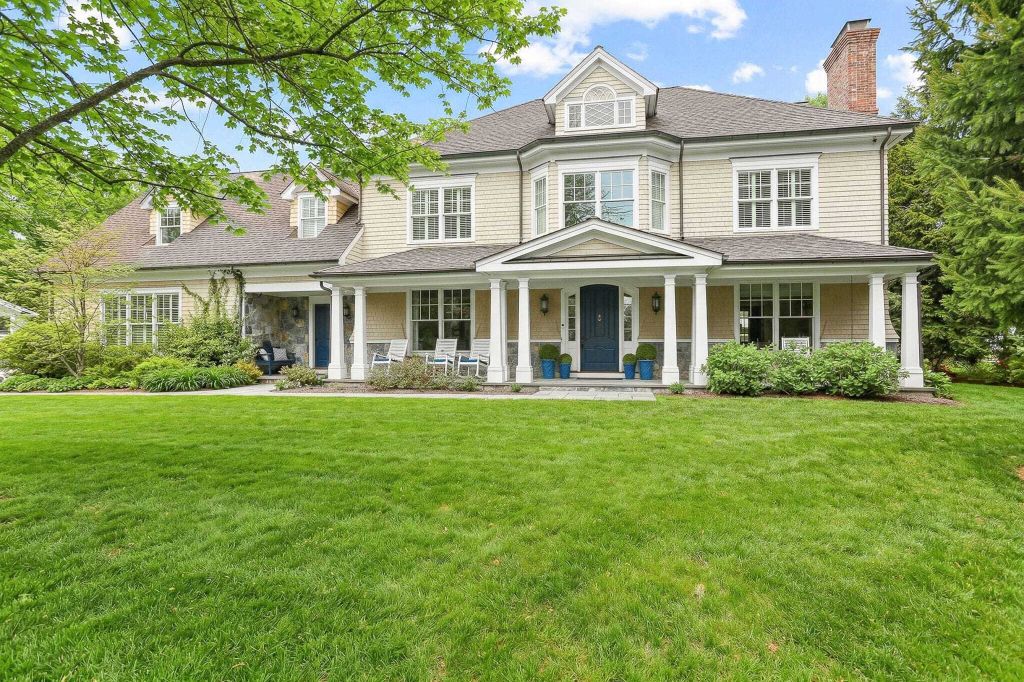 Property photo 1 of 31