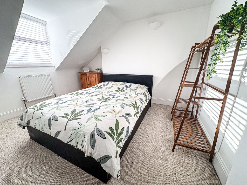 Property photo 1 of 10 4658821