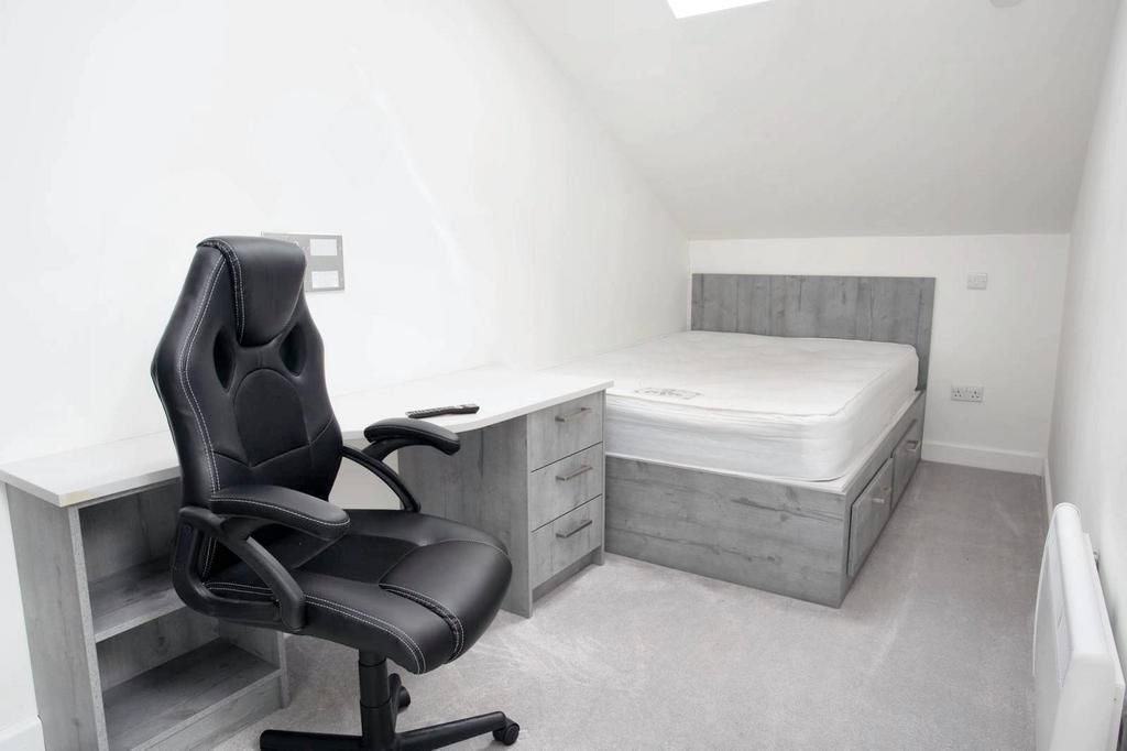 Property photo 1 of 3