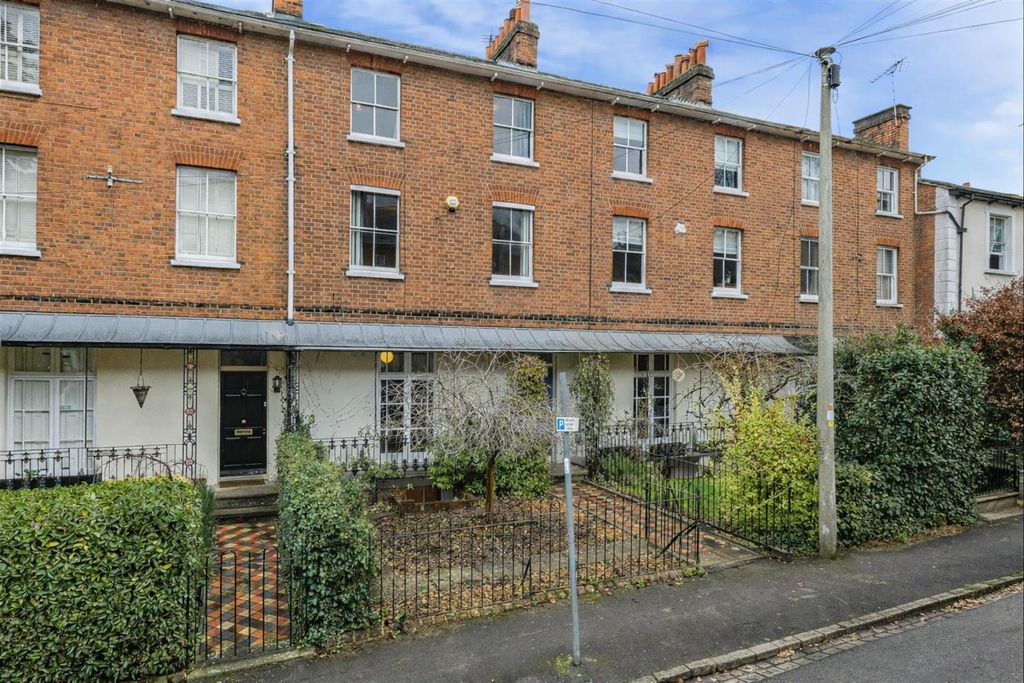 Property photo 1 of 27