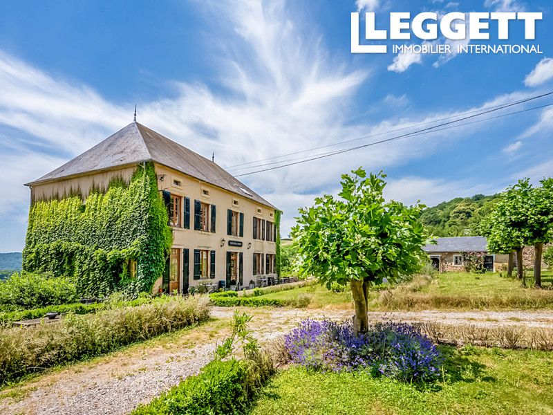 Property photo 2 of 10