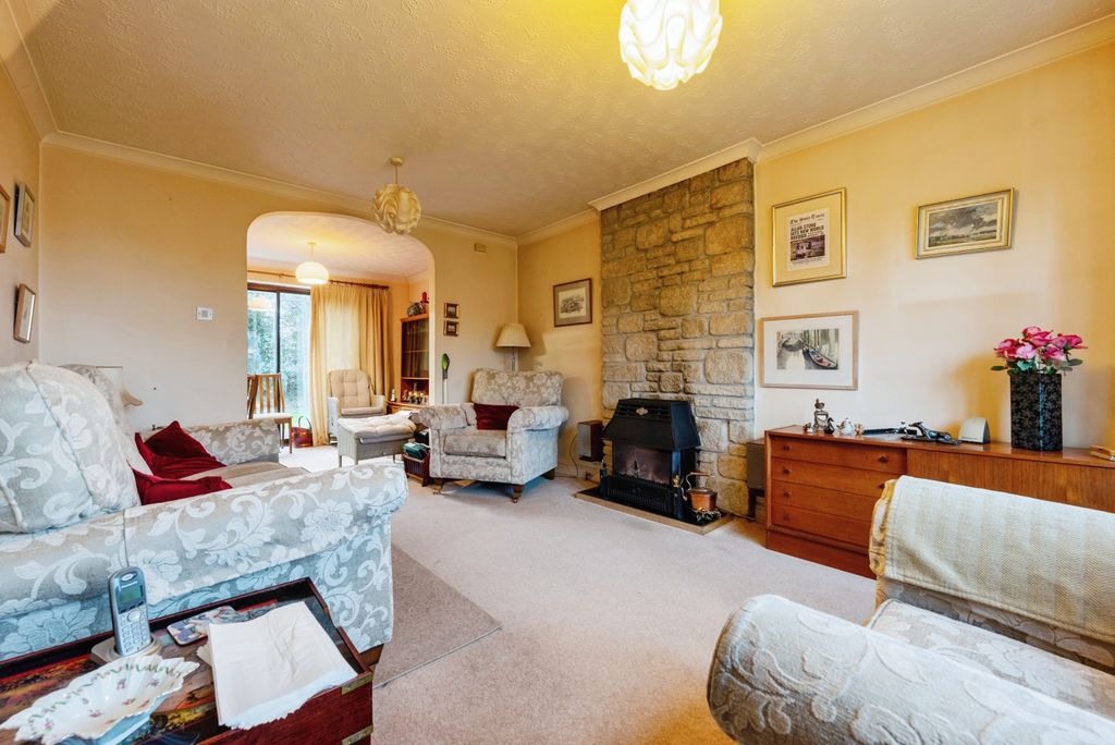Property photo 2 of 14 Photography