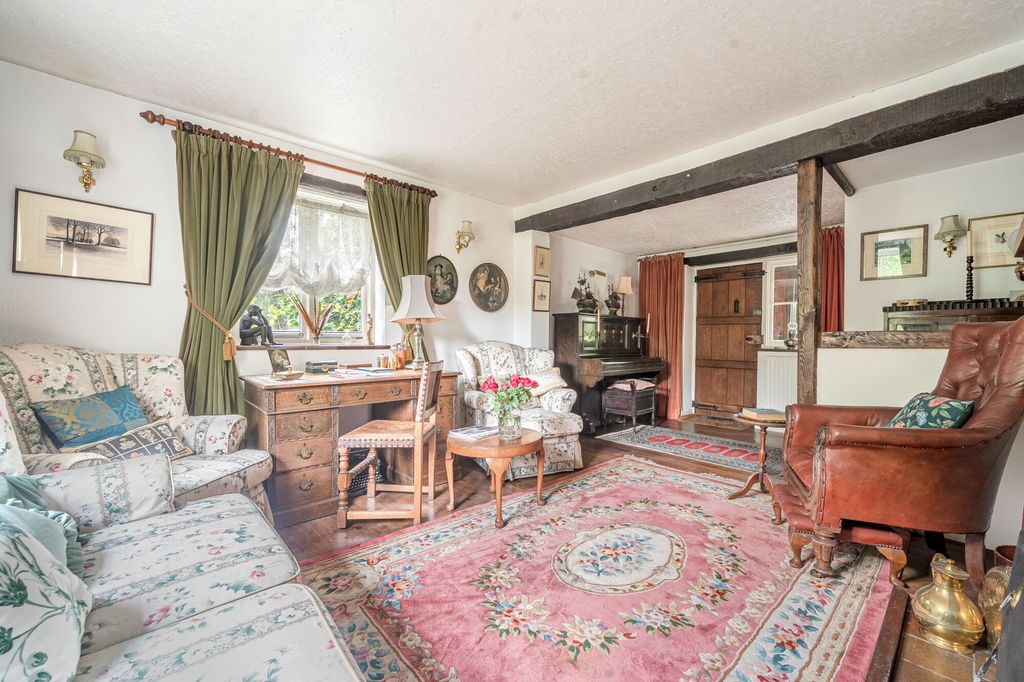 Property photo 3 of 19