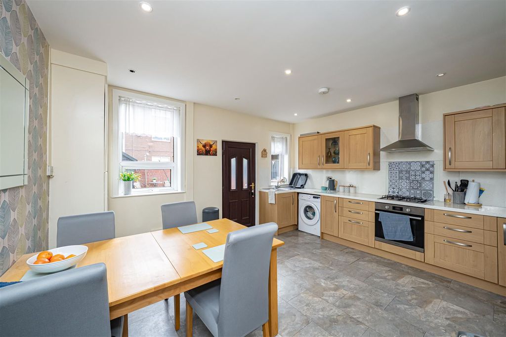 Property photo 3 of 22 Alma-4.Jpg