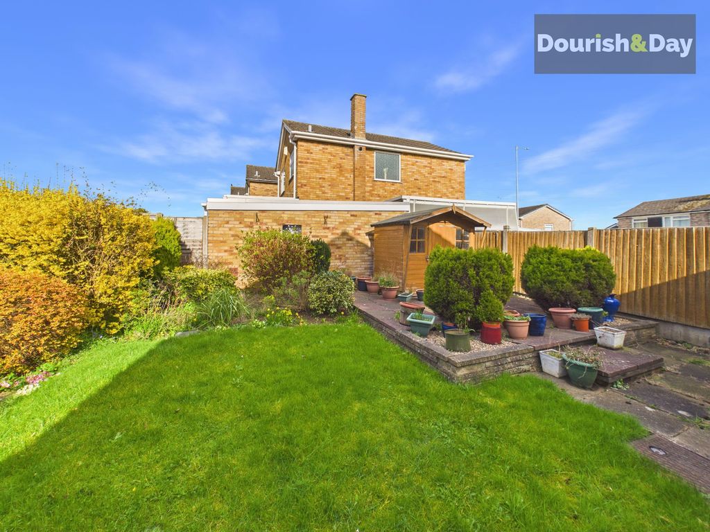 Property photo 3 of 19