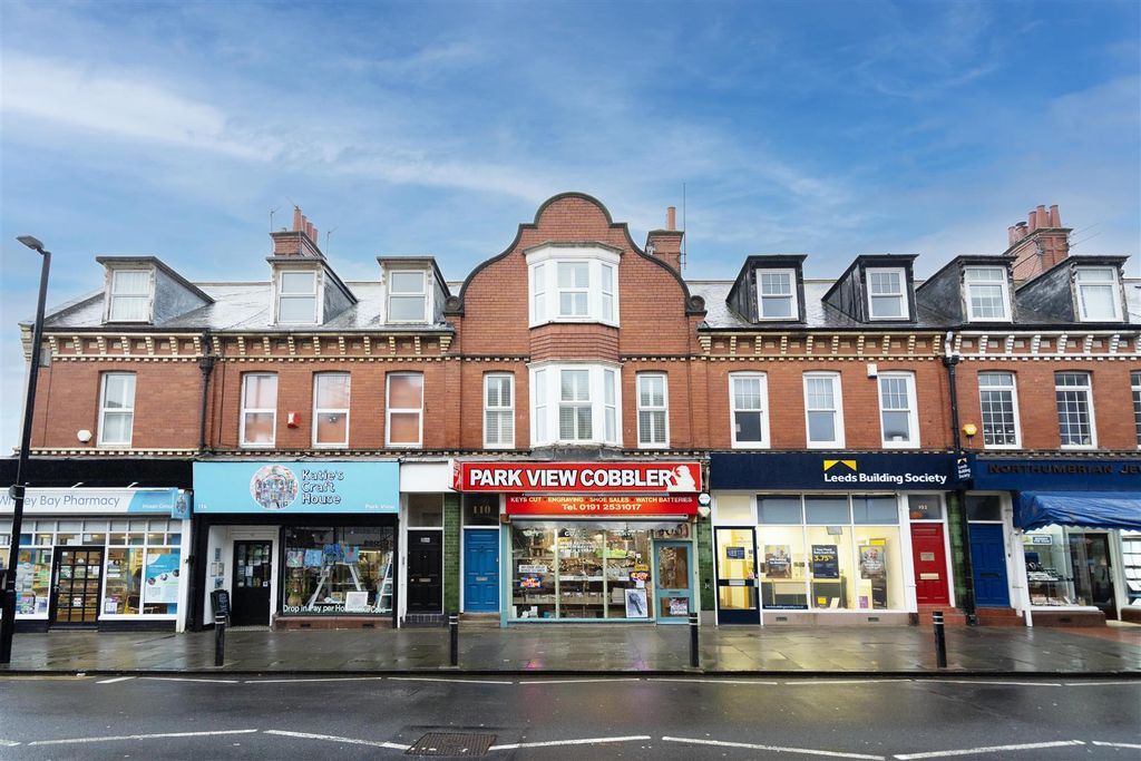 Property photo 1 of 7 External