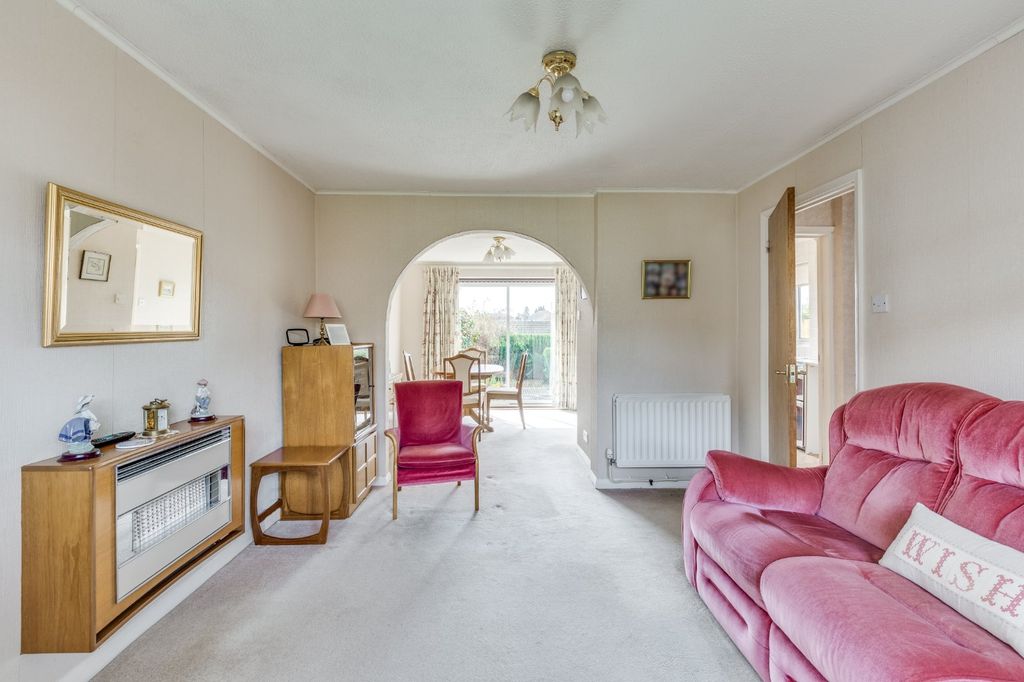 Property photo 3 of 17 Picture No. 15