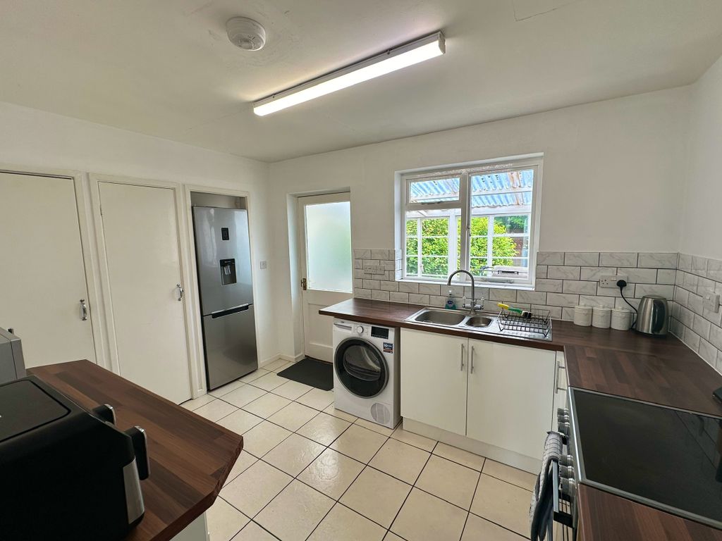 Property photo 3 of 11 Image