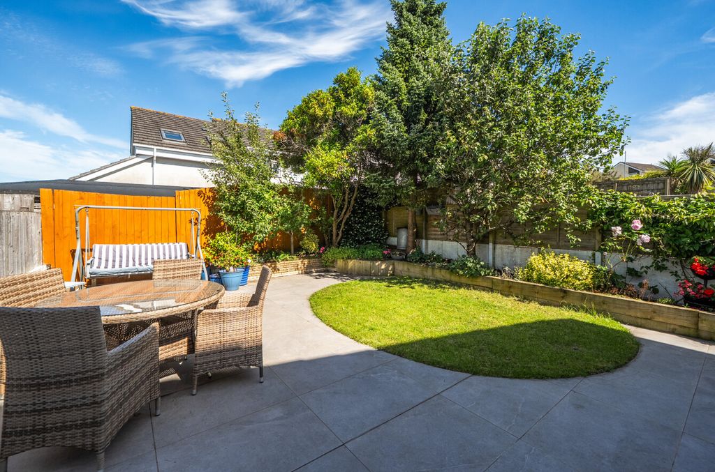 Property photo 2 of 24 Rear Garden