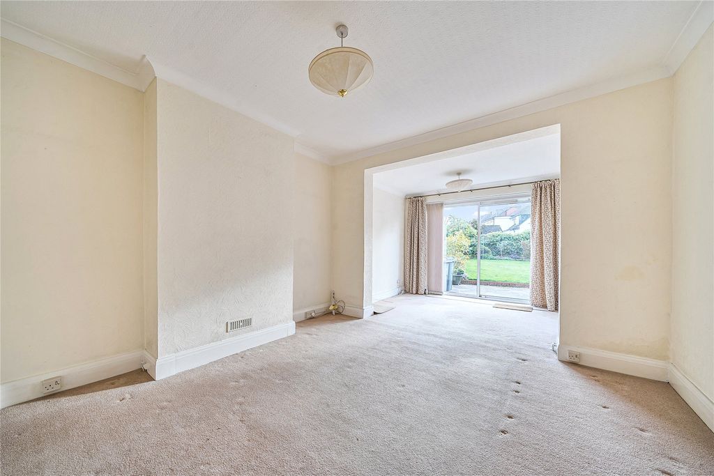 Property photo 3 of 17 Picture No. 12