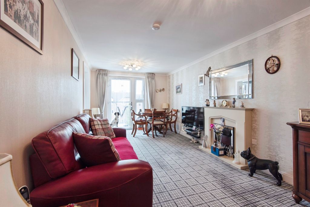 Property photo 2 of 15