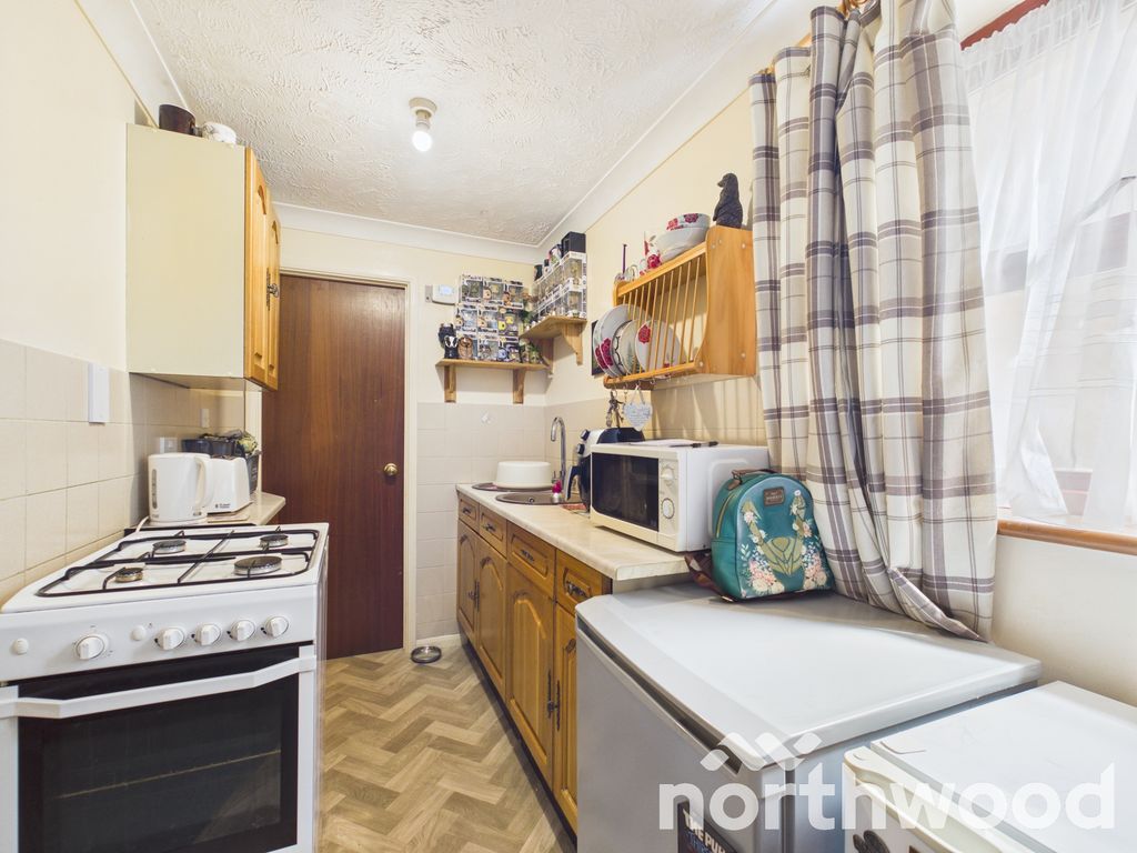 Property photo 3 of 9
