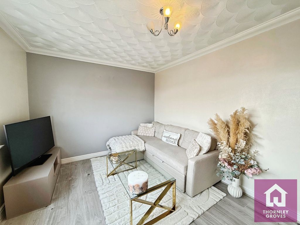 Property photo 1 of 10 Picture No. 13