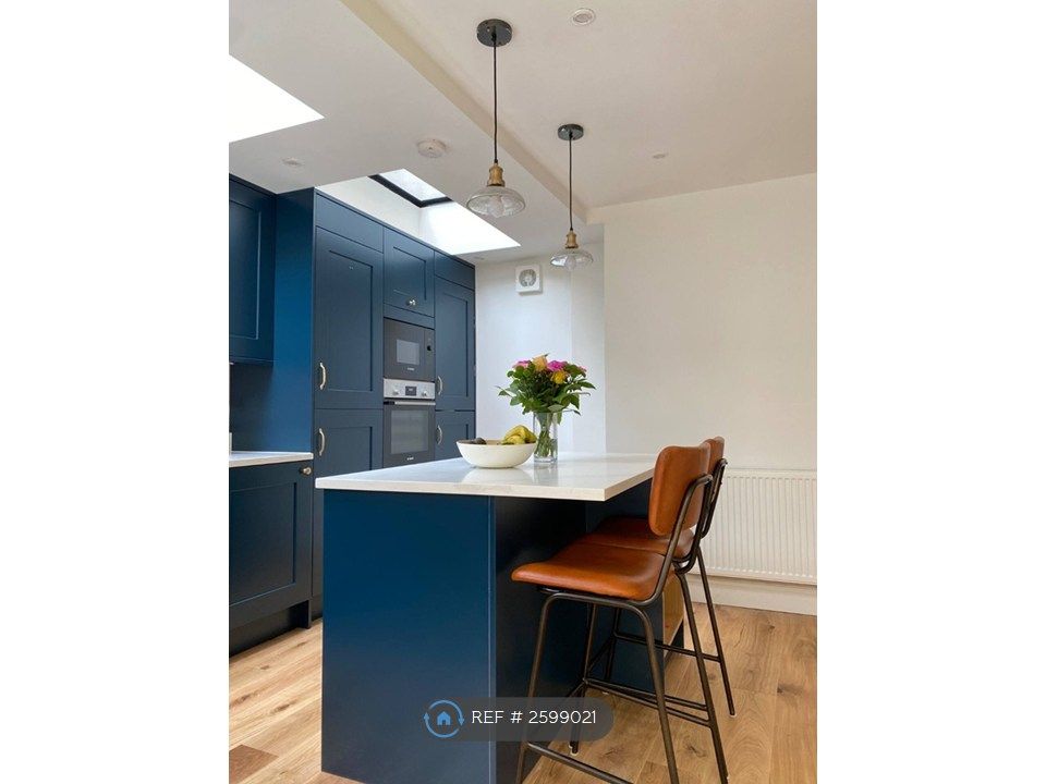 Property photo 3 of 10 Kitchen/Dining Room