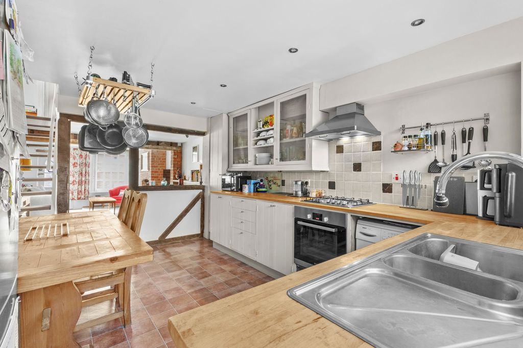 Property photo 3 of 15