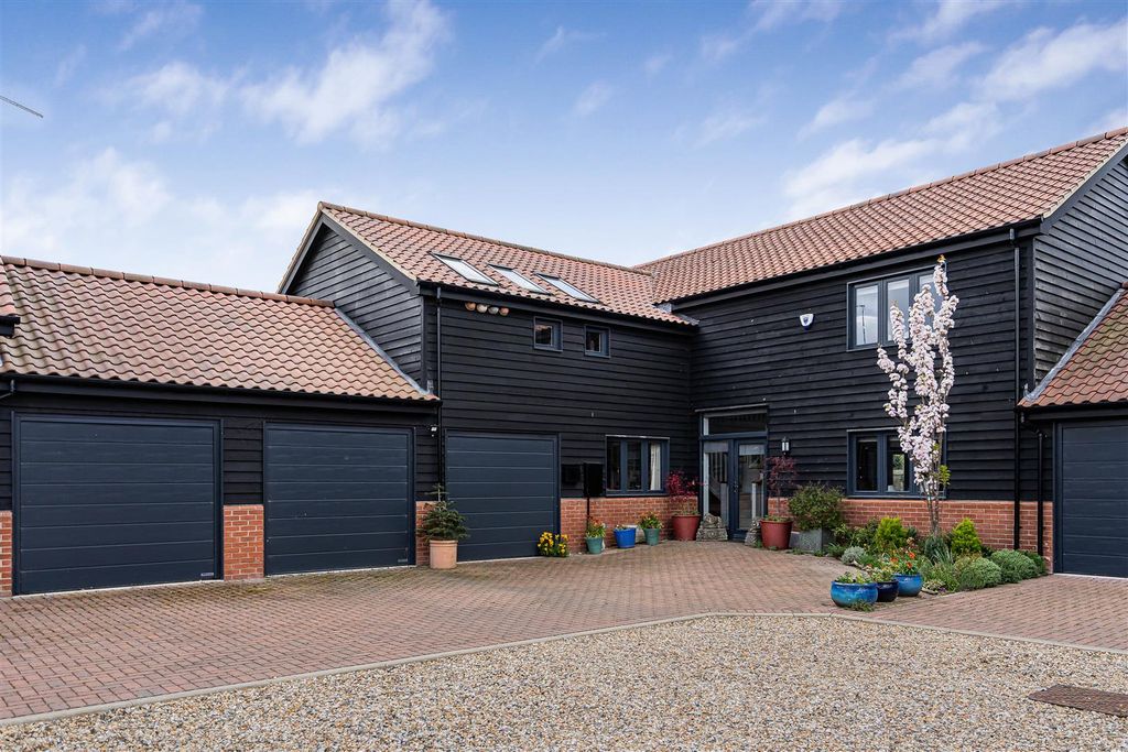 Property photo 1 of 36 10_78603.Jpg