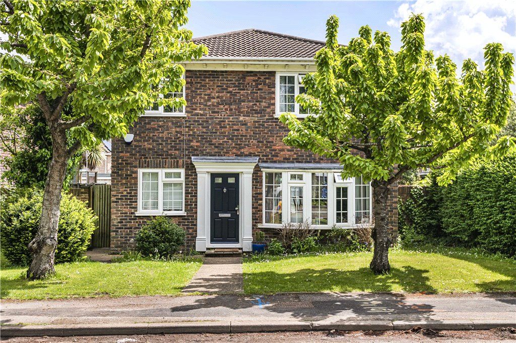 Property photo 1 of 19 Exterior