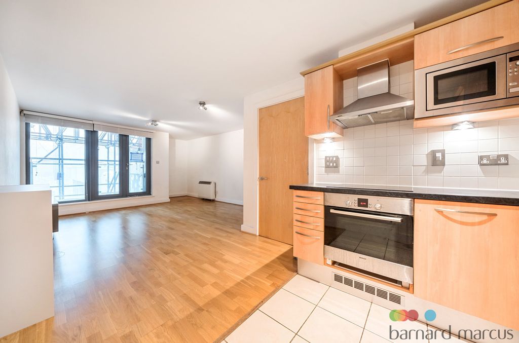 Property photo 3 of 13 Kitchen