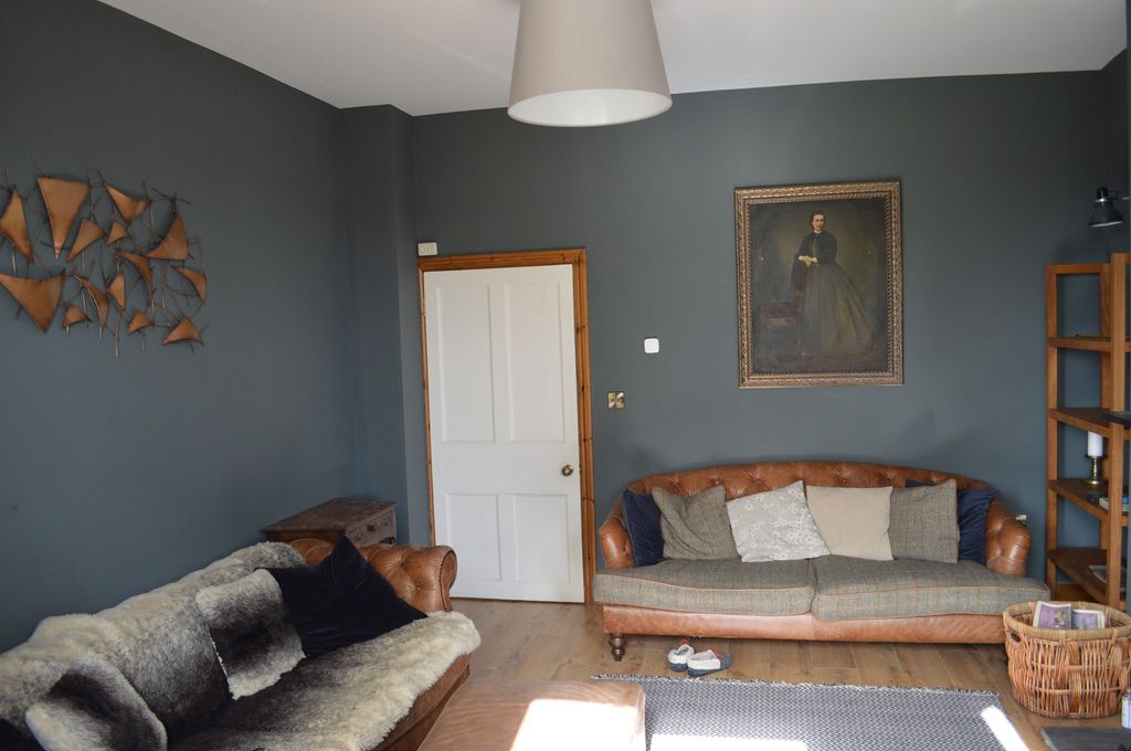Property photo 2 of 11 Not Specified
