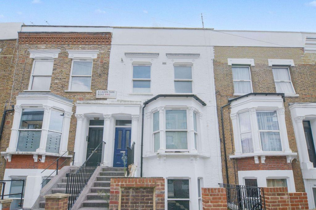 Property photo 2 of 9 Flat C, 197 Kilburn Park Road, London Nw6 5LG