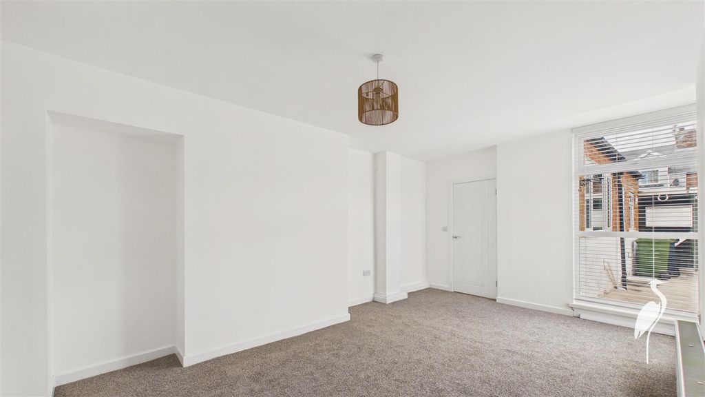Property photo 2 of 10 Living Room