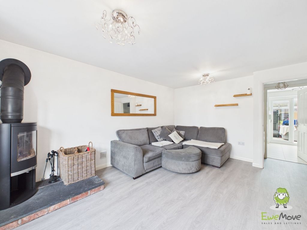 Property photo 2 of 16 Living Room - Ewemove Whitchurch Nantwich Charlott