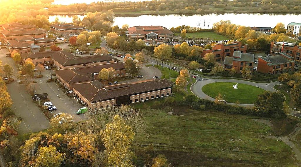 Property photo 1 of 12