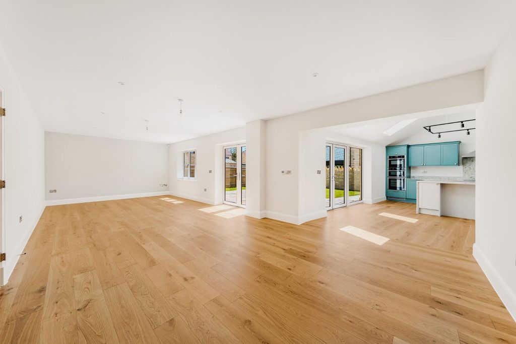 Property photo 3 of 33 Open Plan Living.Jpg