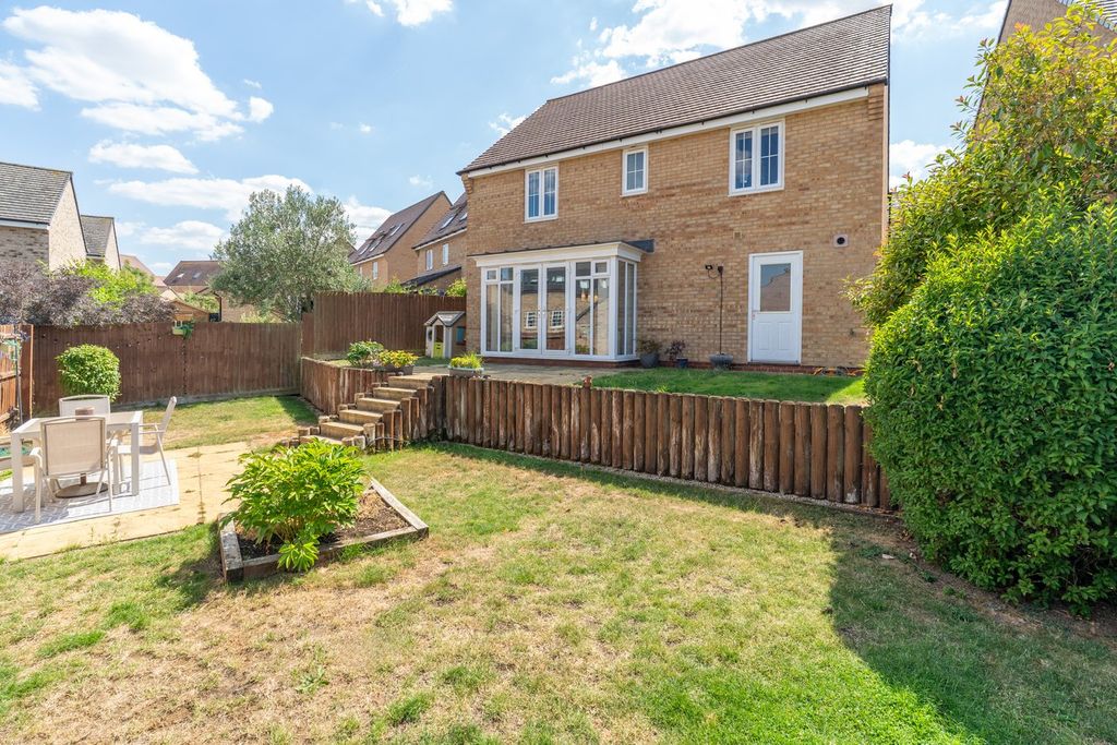 Property photo 2 of 25