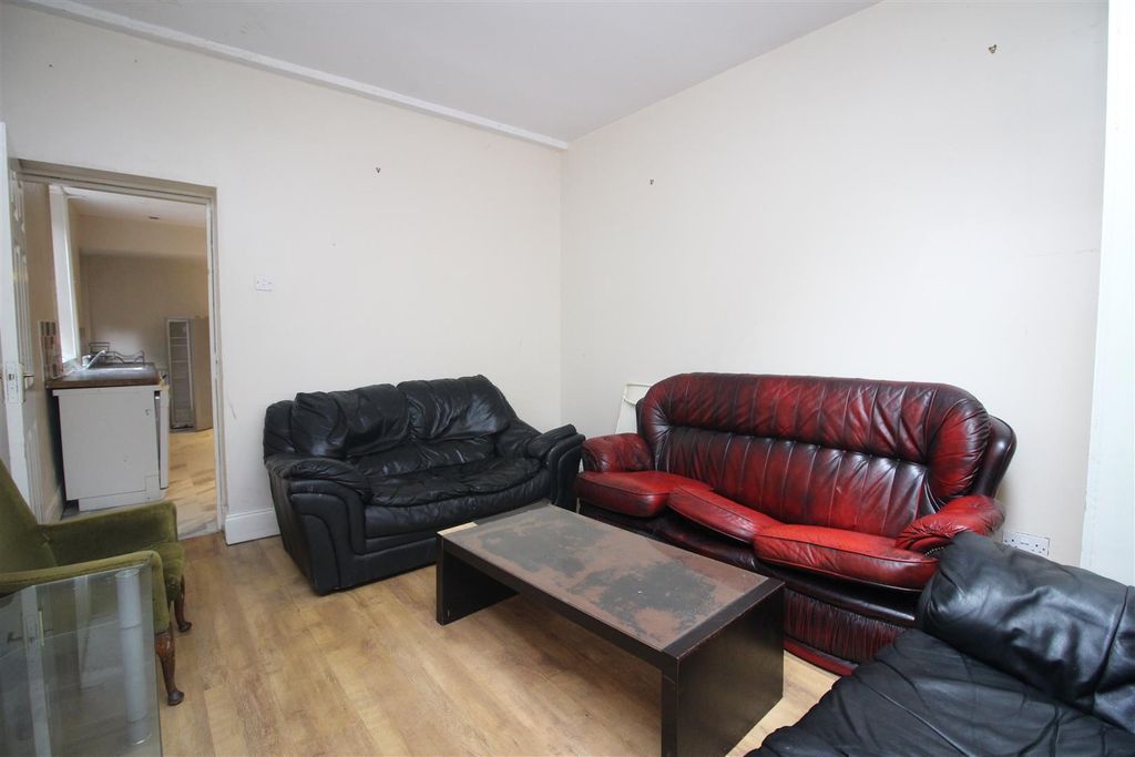 Property photo 2 of 13 Img_3555.Jpg
