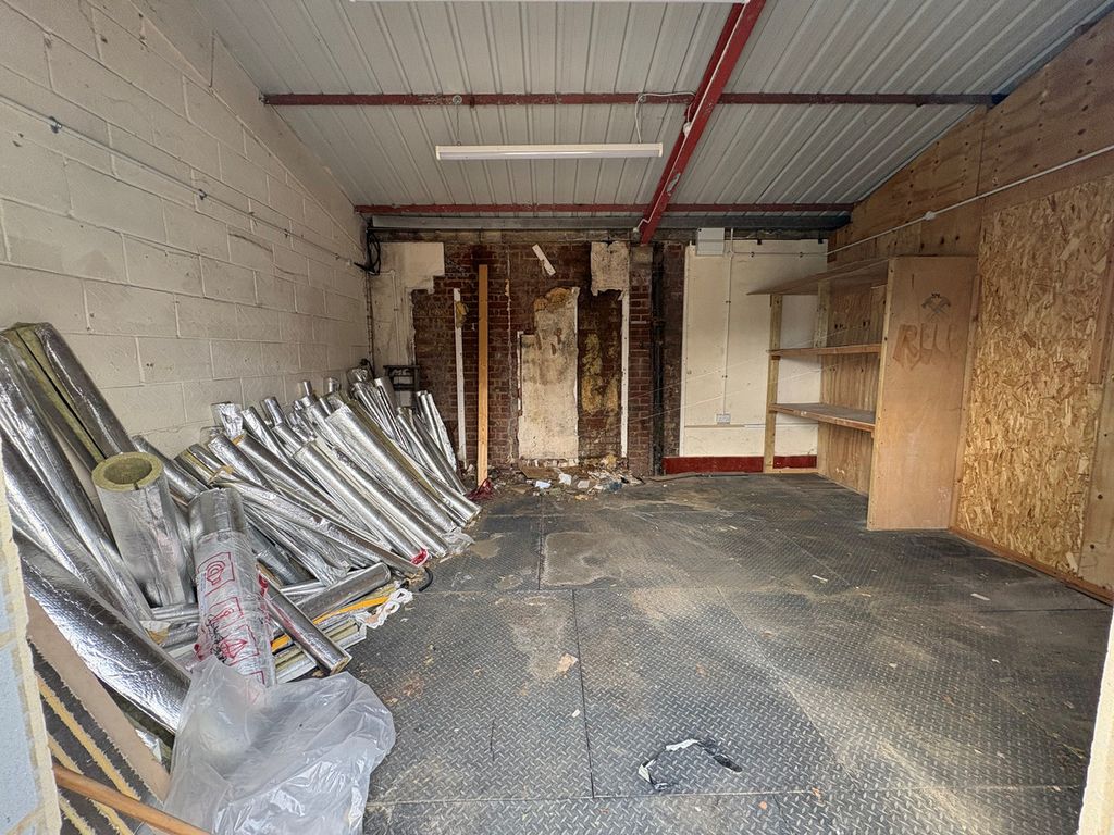 Property photo 2 of 3