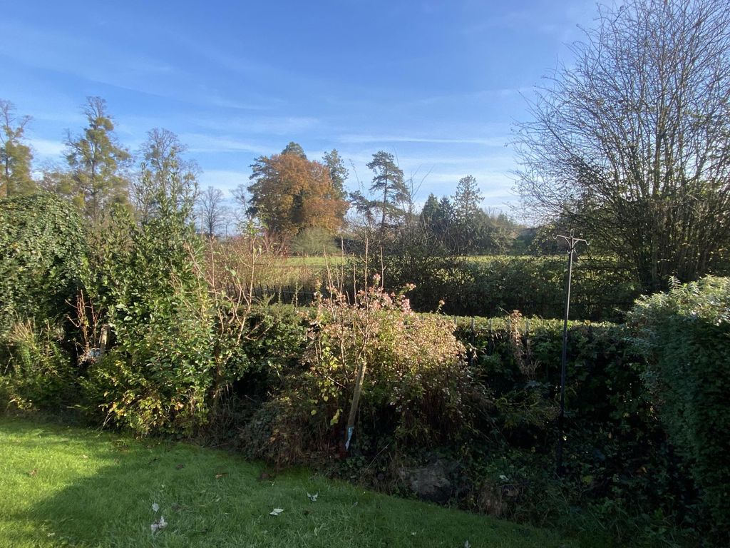 Property photo 3 of 10