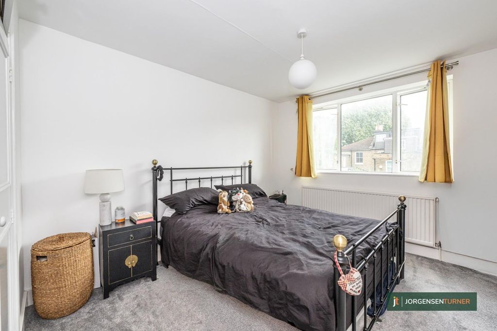 Property photo 3 of 9