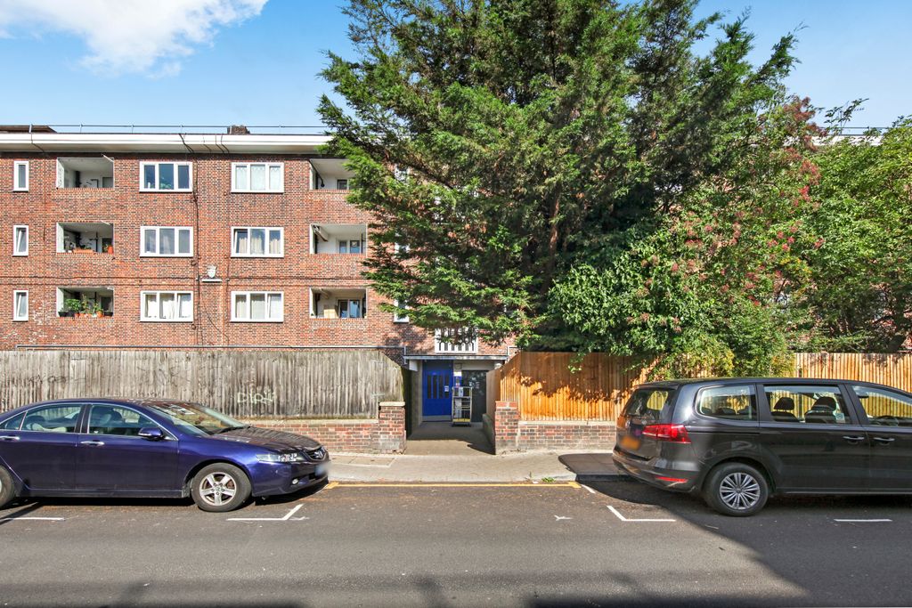 Property photo 1 of 17