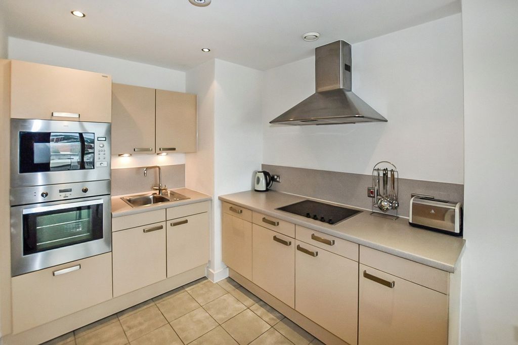Property photo 3 of 10 Picture No. 28