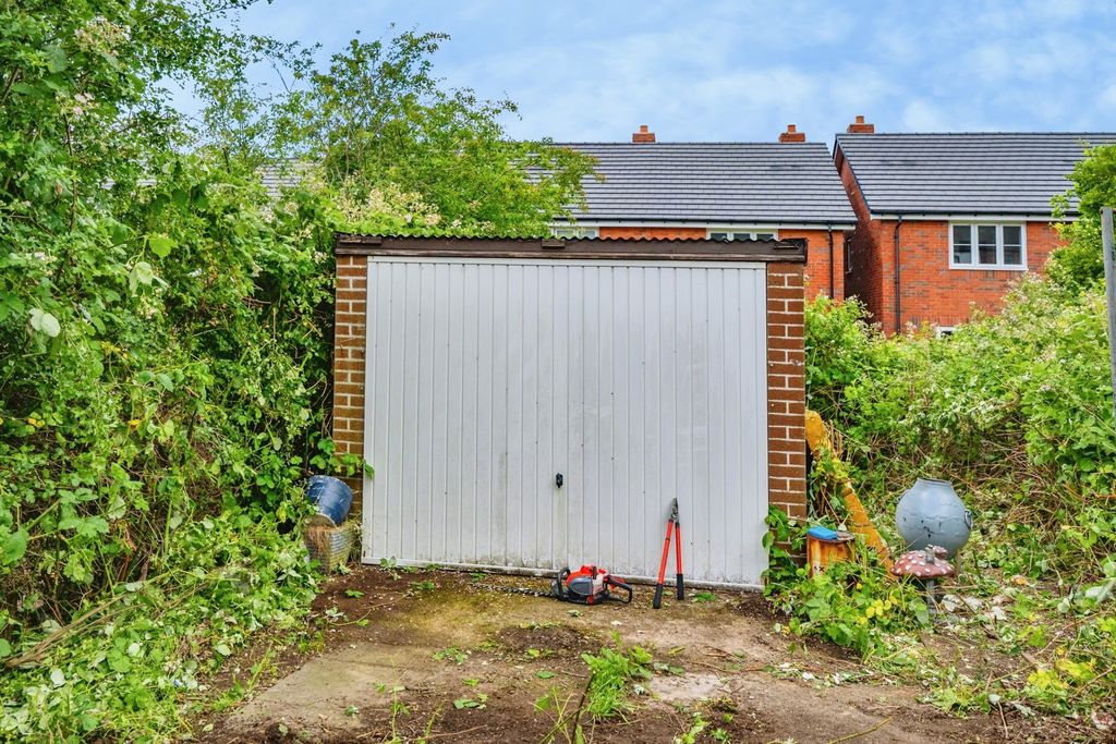 Property photo 3 of 22 Pbox-Img.Jpg