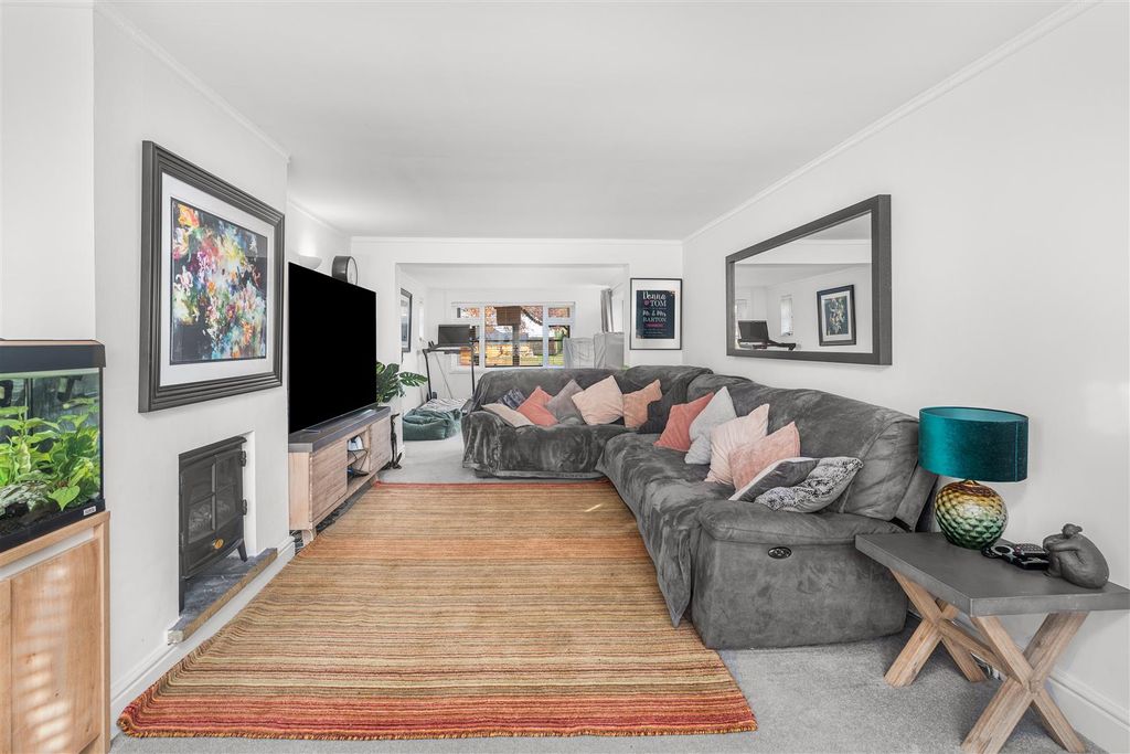 Property photo 2 of 19 Strathcarron, 9A Twyford Avenue, Twyford-5.Jpg