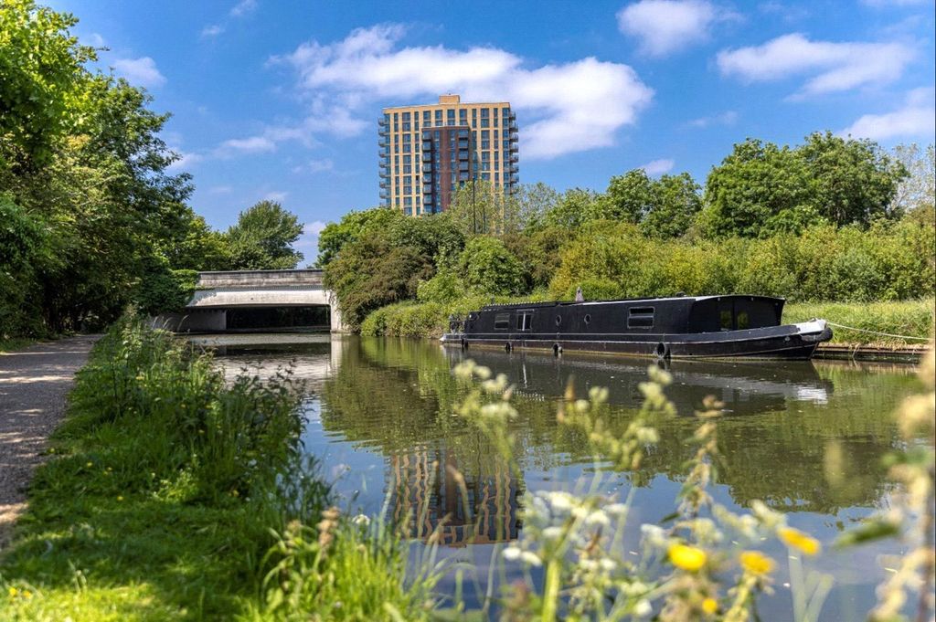 Additional image 16 of 2 bed flat for saleThe Lock, Greenford Quay, Greenford UB6