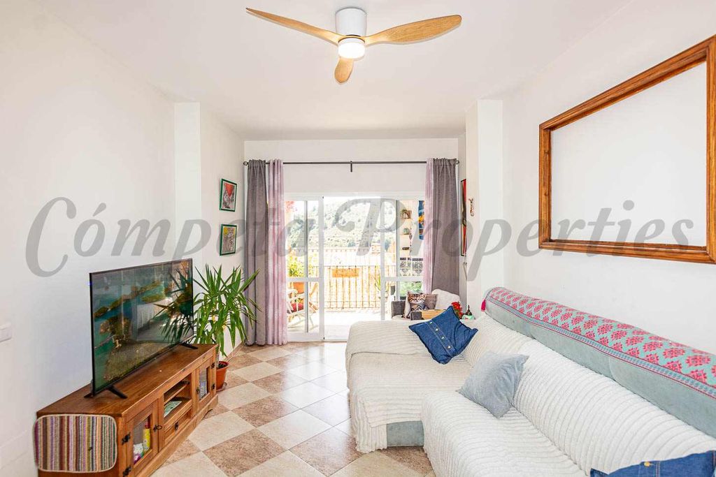 Property photo 1 of 27