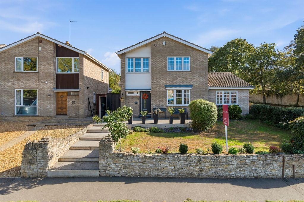 Property photo 1 of 24