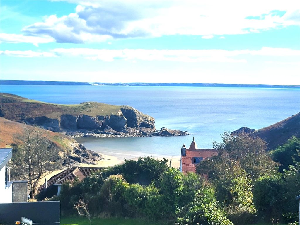 Property photo 2 of 31 Picture No. 44