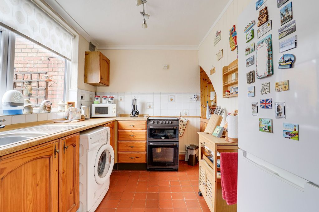 Property photo 3 of 17