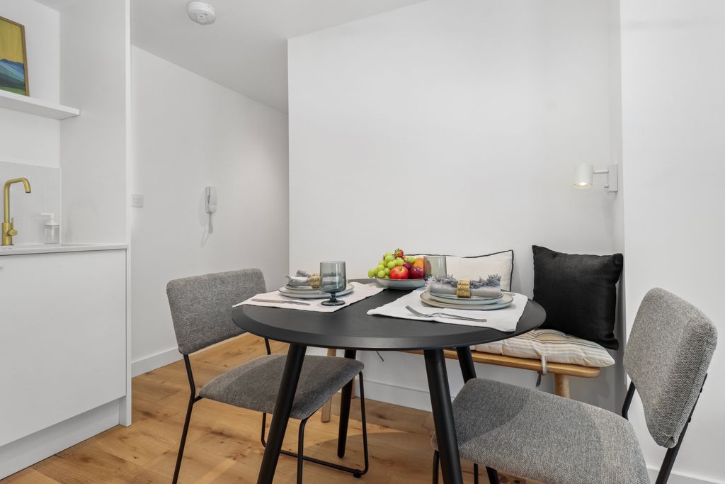 Property photo 3 of 7 Dining Room