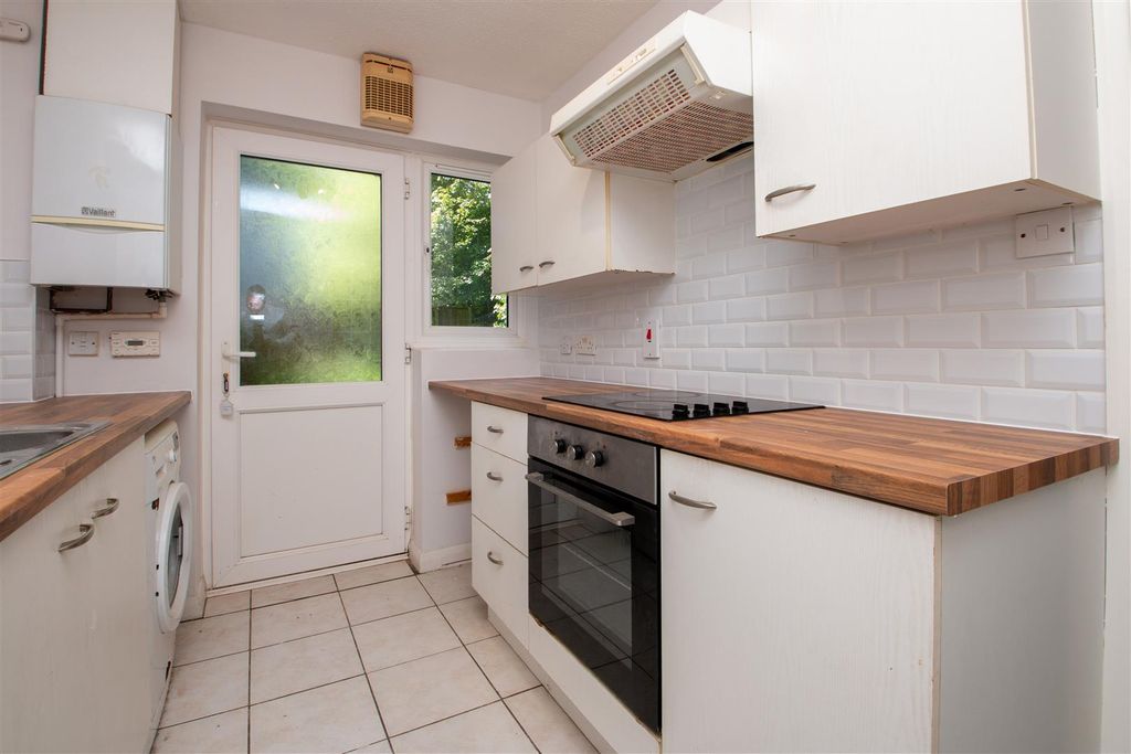 Property photo 2 of 16 26Rillington.Jpg