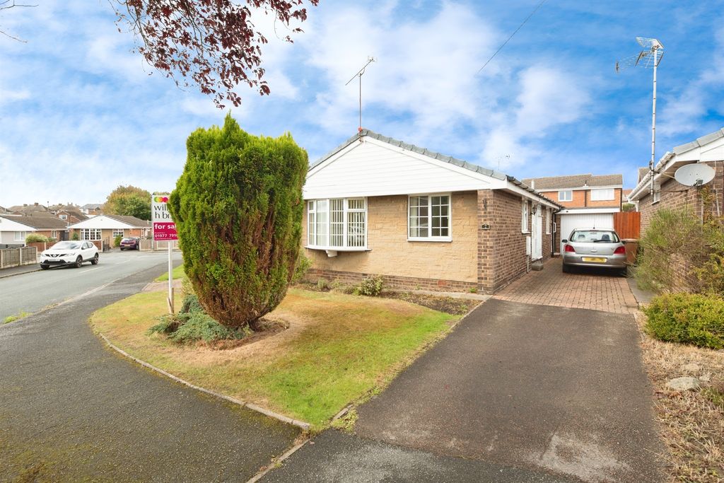 Property photo 1 of 17