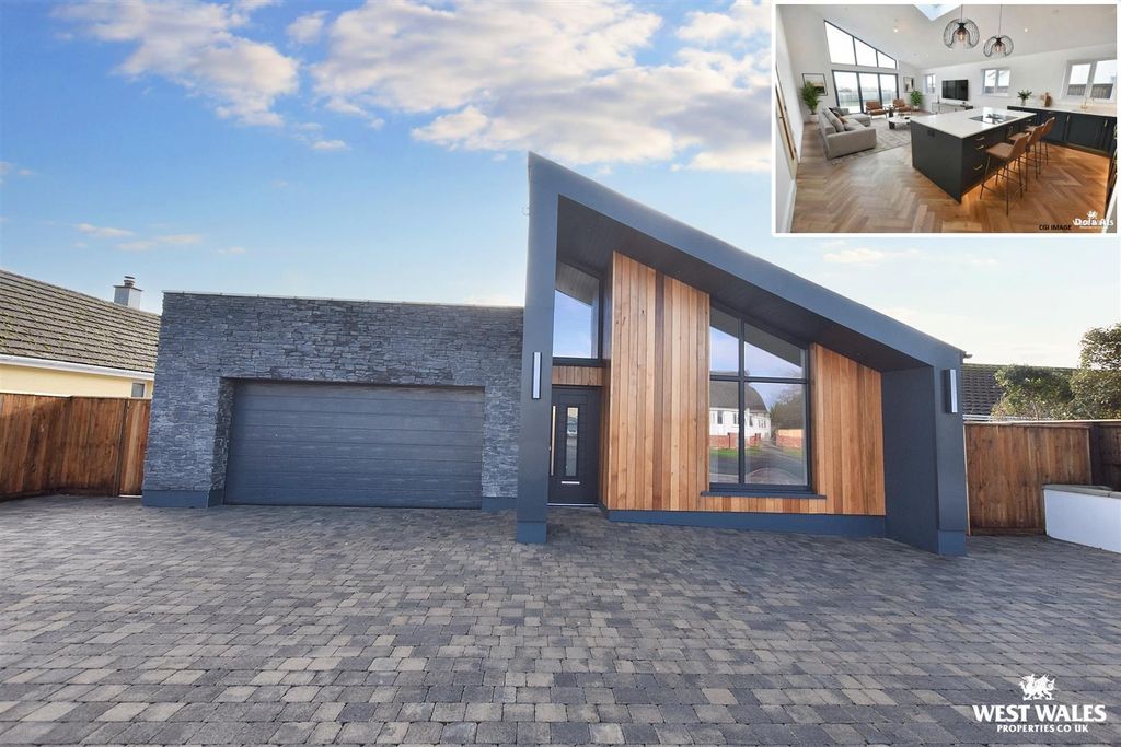 Property photo 1 of 29 3 (5).Jpg