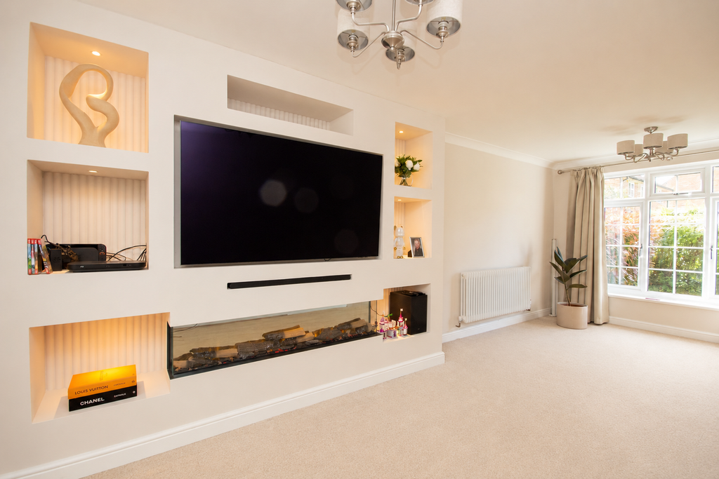 Property photo 2 of 10 Lounge