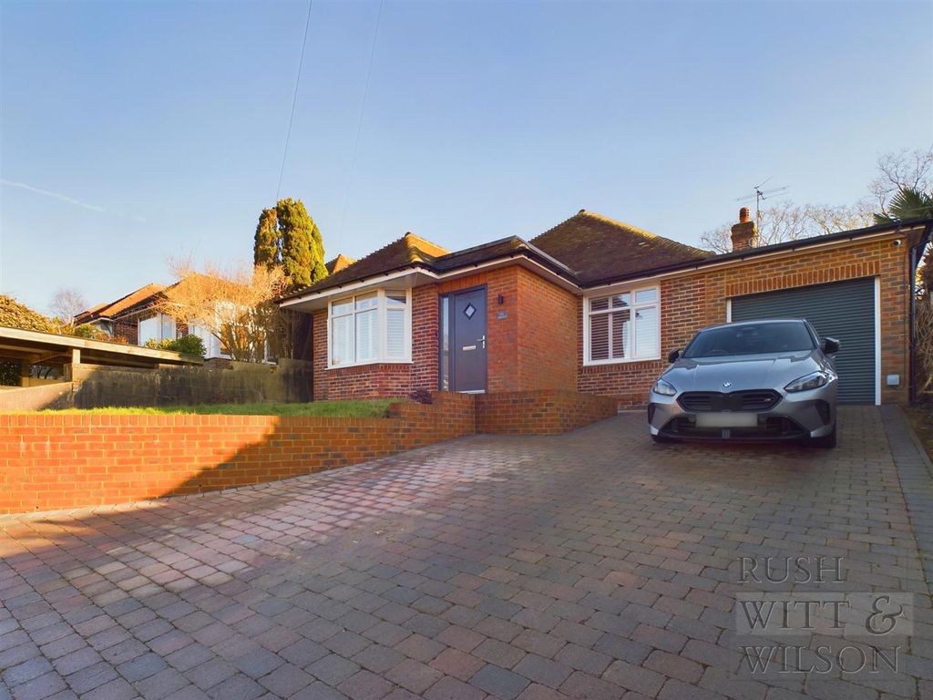 Property photo 3 of 35