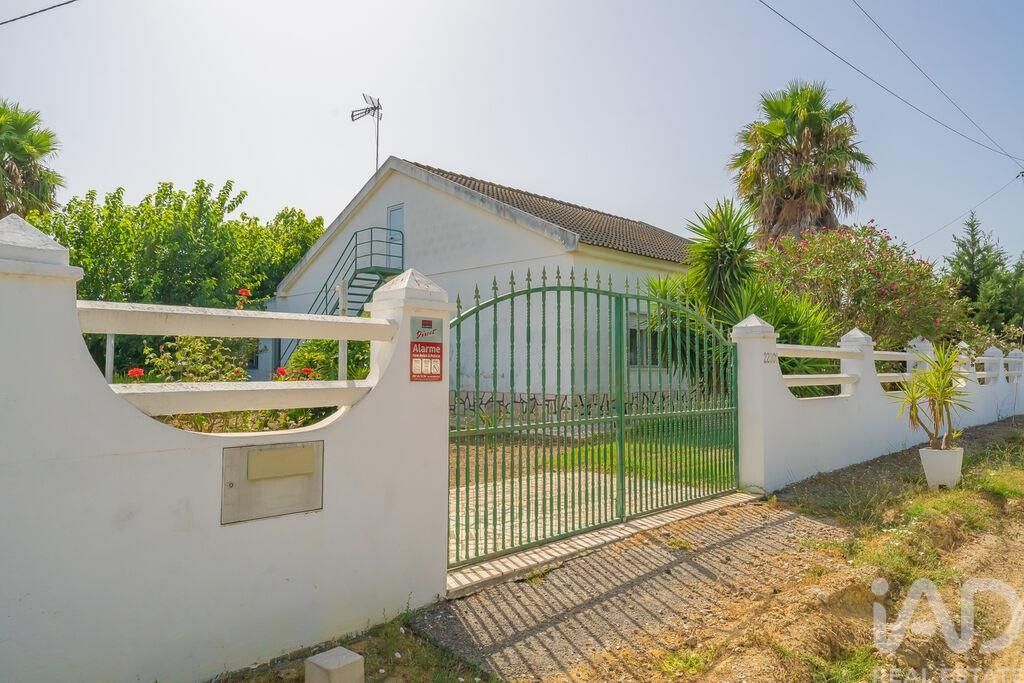 Property photo 2 of 34